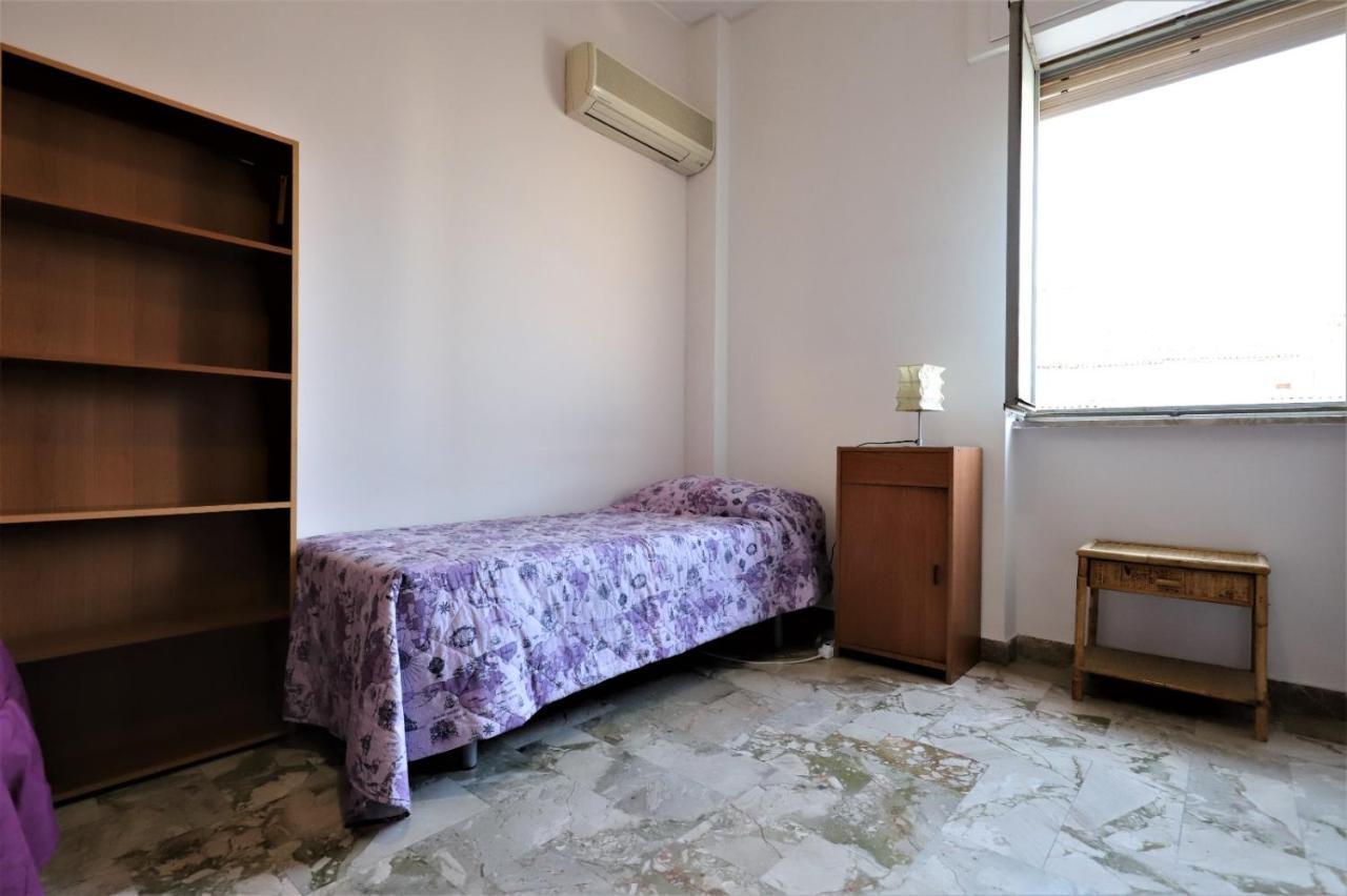 Solo Single Under 40 - Fkk Naturist Culture - Volunteer Welcome Palermo Kültér fotó