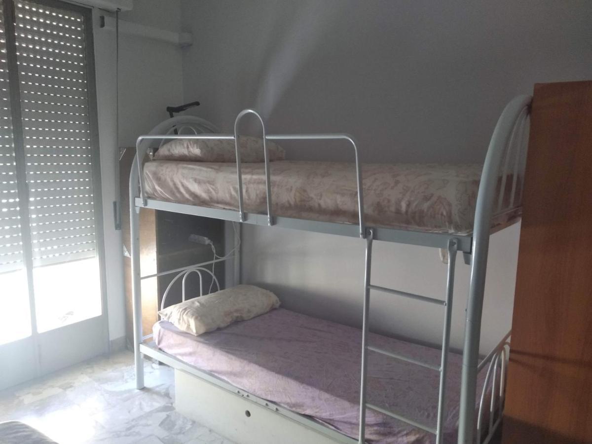 Solo Single Under 40 - Fkk Naturist Culture - Volunteer Welcome Palermo Kültér fotó
