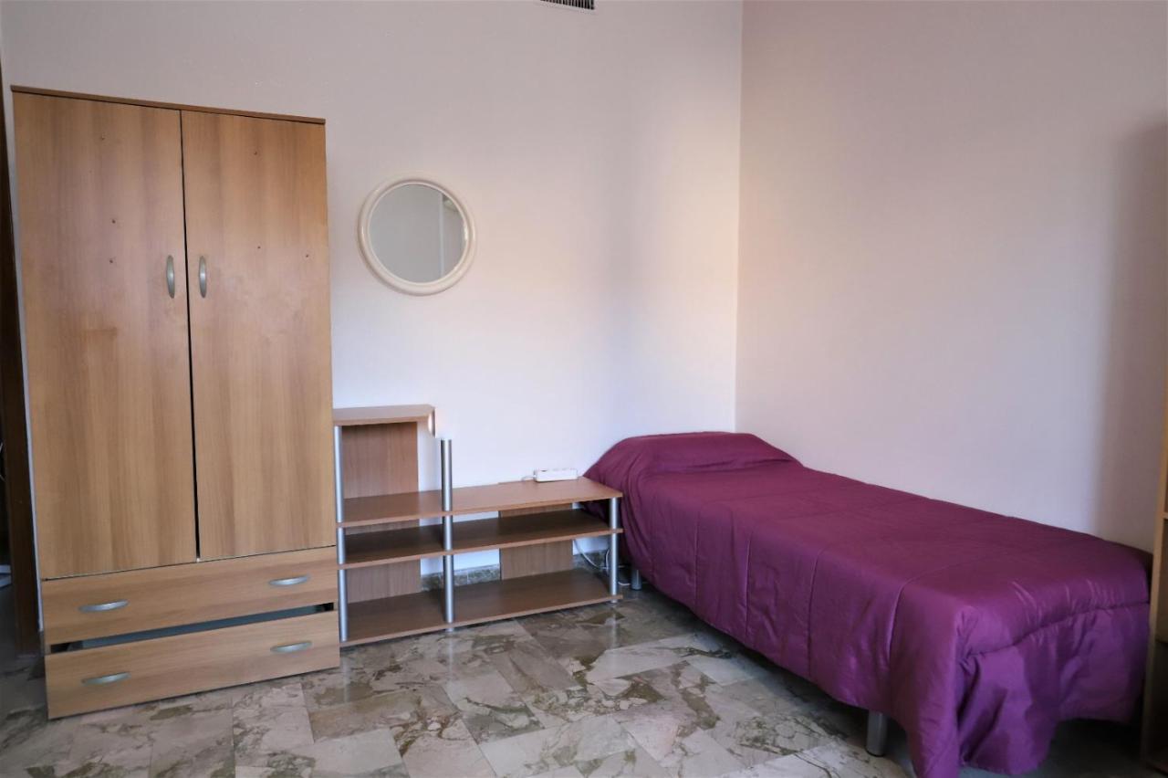 Solo Single Under 40 - Fkk Naturist Culture - Volunteer Welcome Palermo Kültér fotó